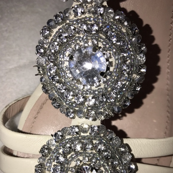 Vince Camuto sandals - Picture 7 of 8